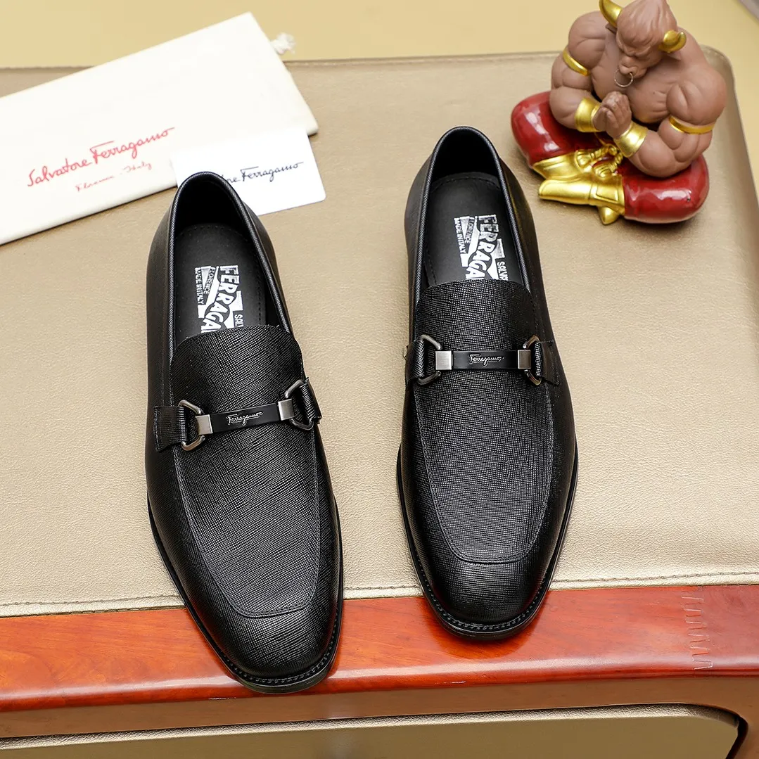 Men's shoes💰460🕷🕷[Ferragamo] Ferragamo's top men's business leather shoes💯Original copy of the official website, the upper is made of imported official website 1:1 material🍁Italian imported cowhide🇮🇹Imported cowhide lining. It’s definitely not made with ordinary craftsmanship, it’s the model used by celebrities! The factory’s craftsmanship is designed to create the most perfect shoes for trendy men! Colors available! Code number 38-44 (45.46 customized)......